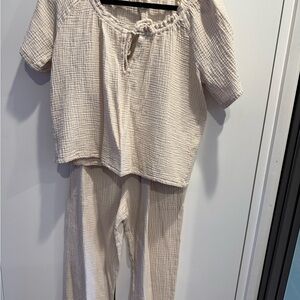 Rails Textured Top and Pants Set in Cream